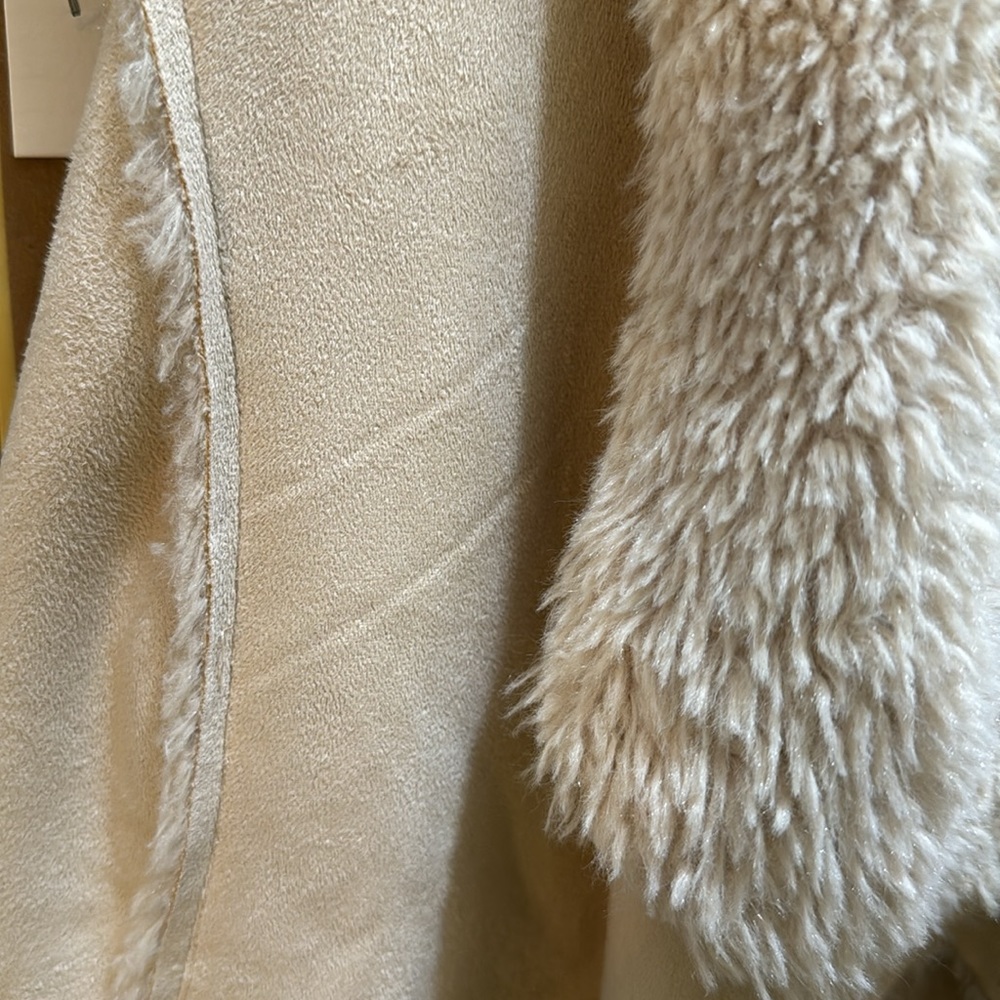 Knox Rose Suede Faux Fur Vest size Large - longer in front - Picture 2 of 4